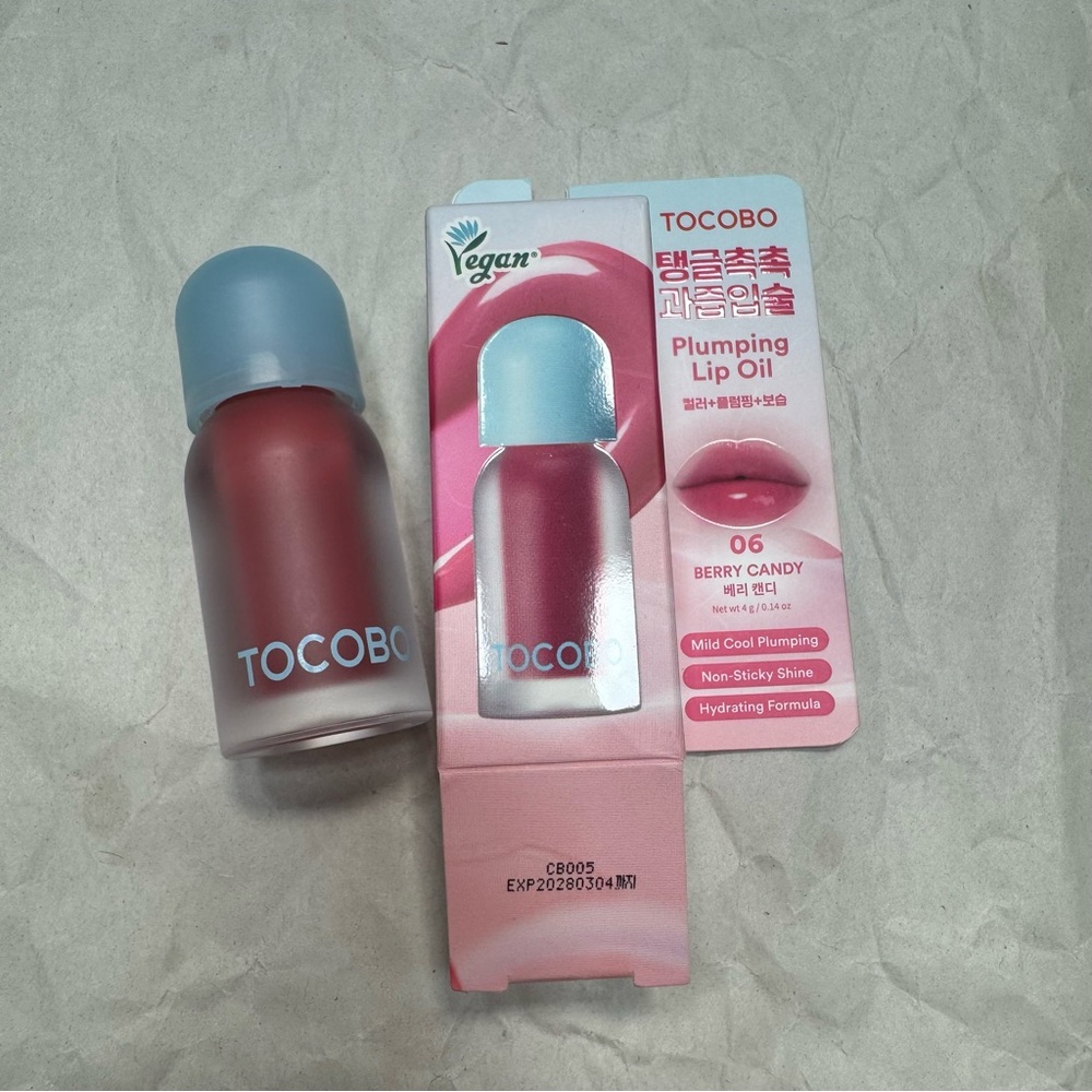 Tocobo plumping lip oil